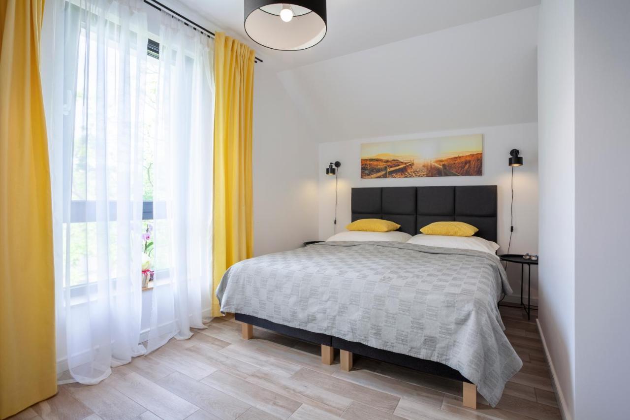 Apartament Hazelnut Apartment Gdynia Bagian luar foto