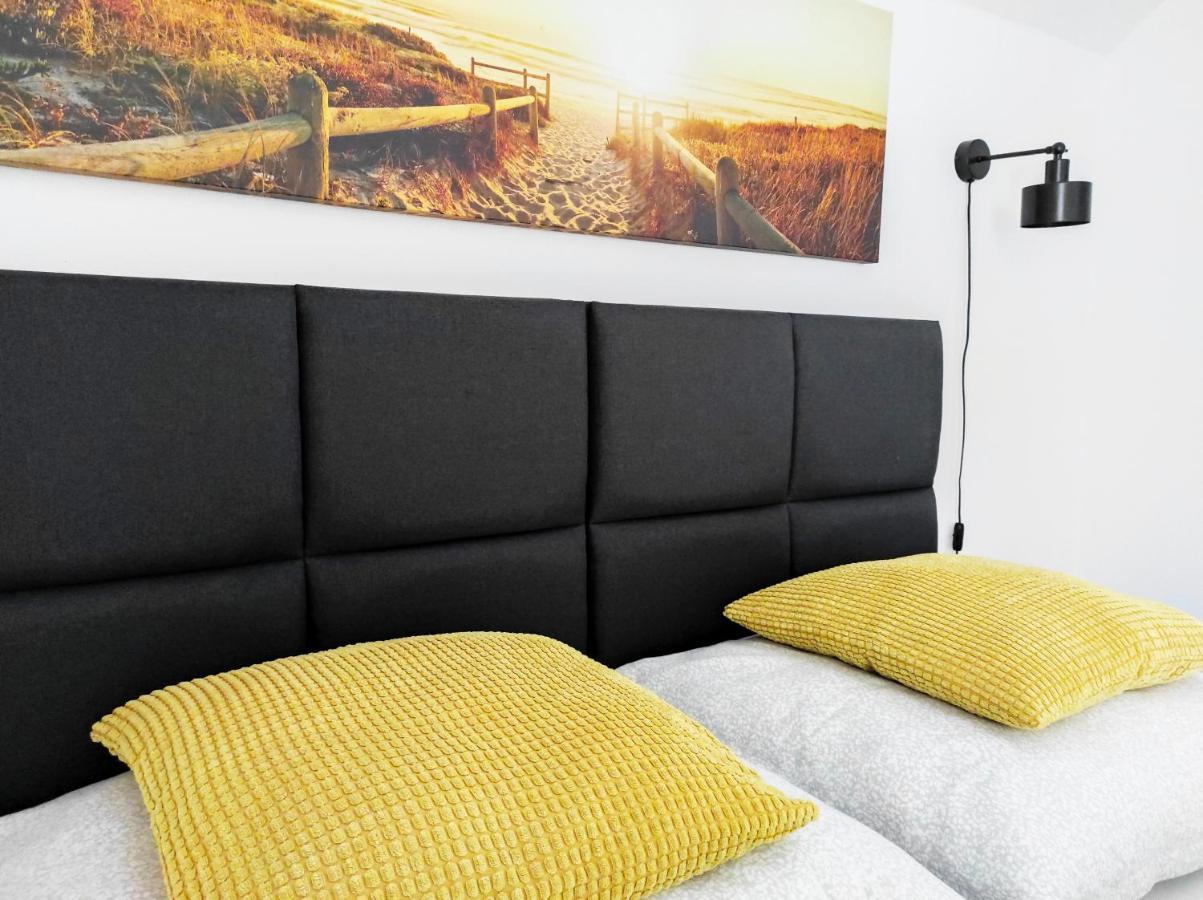 Apartament Hazelnut Apartment Gdynia Bagian luar foto